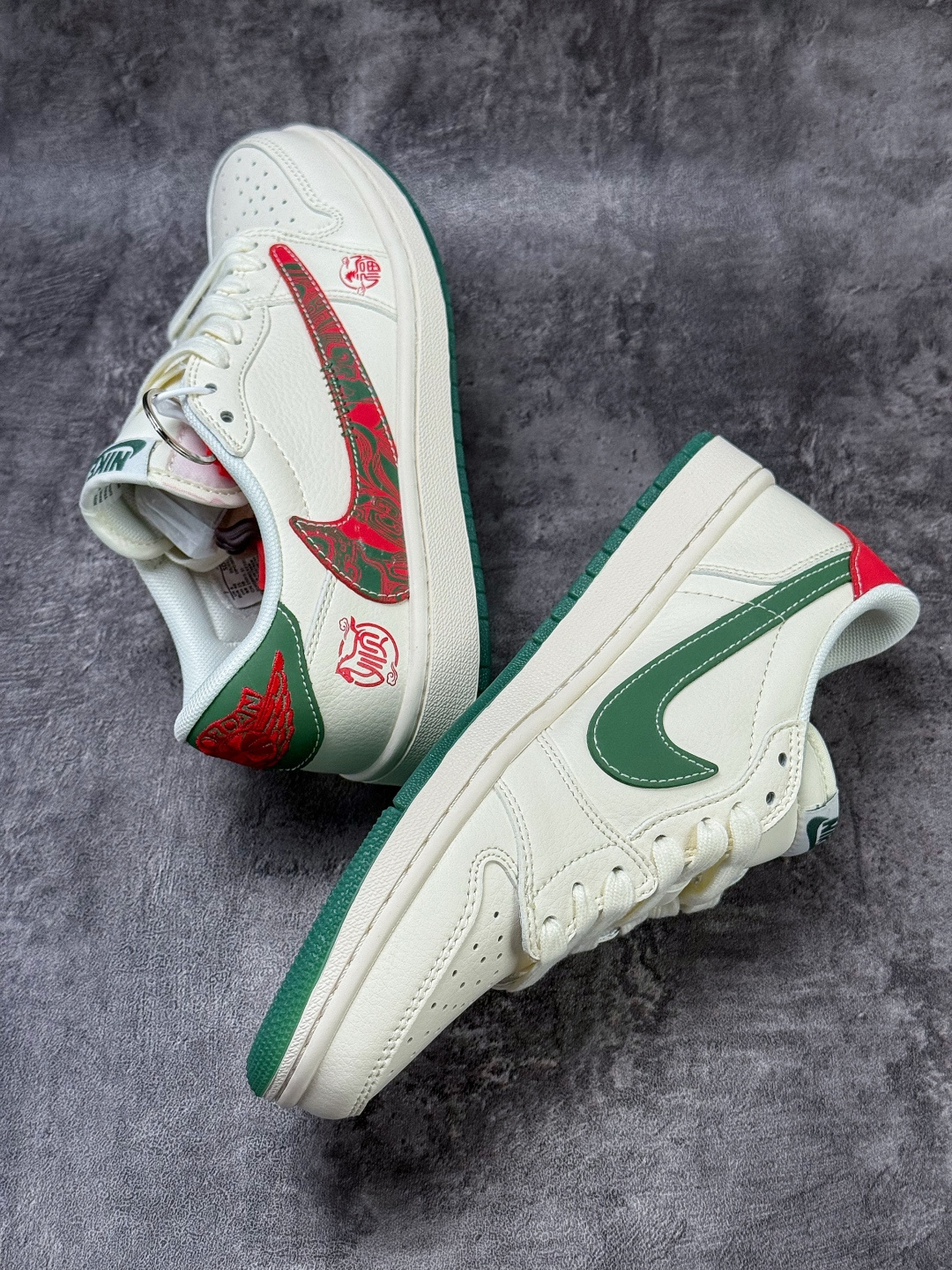 220 Travis Scott x Nike Air Jordan 1 Low 马年限定 Air Jordan 1 Low 反转白红绿倒钩 纯原版本 SD6868-118-Chinese UA Cheap High Quatity Brand Clothes Bags handbags Sneakers wholesale wholesaler seller from China Factory suppliers Fashion Clothing Shoes best Quality Beautiful Price 220 Travis Scott x Nike Air Jordan 1 Low 马年限定 Air Jordan 1 Low 反转白红绿倒钩 纯原版本 SD6868-118