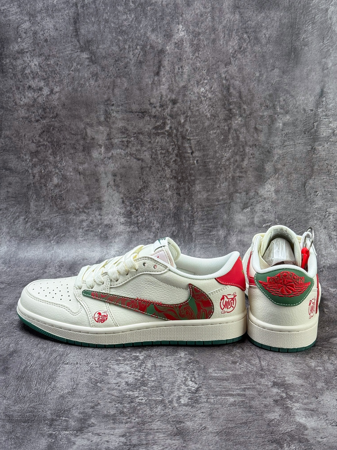 220 Travis Scott x Nike Air Jordan 1 Low 马年限定 Air Jordan 1 Low 反转白红绿倒钩 纯原版本 SD6868-118-Chinese UA Cheap High Quatity Brand Clothes Bags handbags Sneakers wholesale wholesaler seller from China Factory suppliers Fashion Clothing Shoes best Quality Beautiful Price 220 Travis Scott x Nike Air Jordan 1 Low 马年限定 Air Jordan 1 Low 反转白红绿倒钩 纯原版本 SD6868-118