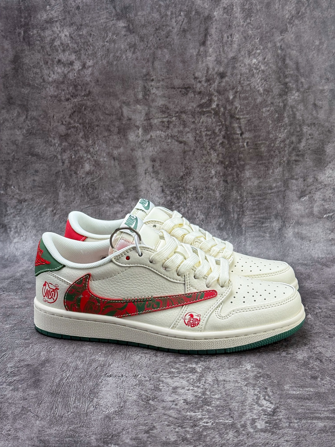 220 Travis Scott x Nike Air Jordan 1 Low 马年限定 Air Jordan 1 Low 反转白红绿倒钩 纯原版本 SD6868-118-Chinese UA Cheap High Quatity Brand Clothes Bags handbags Sneakers wholesale wholesaler seller from China Factory suppliers Fashion Clothing Shoes best Quality Beautiful Price 220 Travis Scott x Nike Air Jordan 1 Low 马年限定 Air Jordan 1 Low 反转白红绿倒钩 纯原版本 SD6868-118