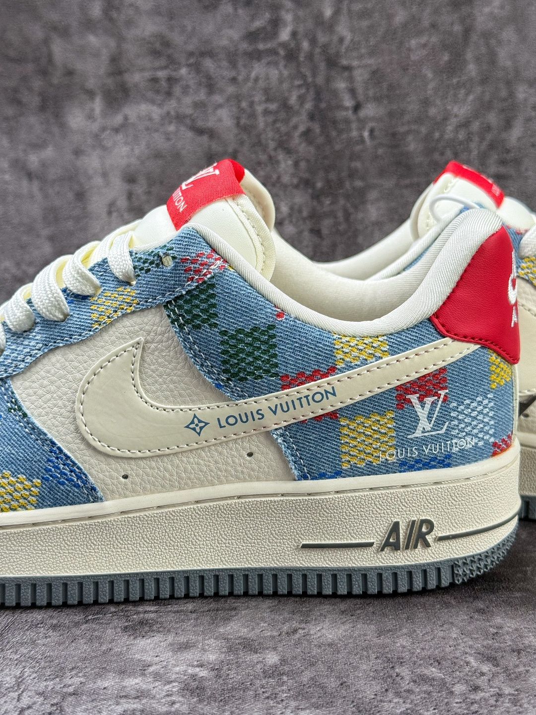 210 Nike Air Force 1 Low 07 x Louis Vuitton 蓝白格子 DN1688-813-Chinese UA Cheap High Quatity Brand Clothes Bags handbags Sneakers wholesale wholesaler seller from China Factory suppliers Fashion Clothing Shoes best Quality Beautiful Price 210 Nike Air Force 1 Low 07 x Louis Vuitton 蓝白格子 DN1688-813