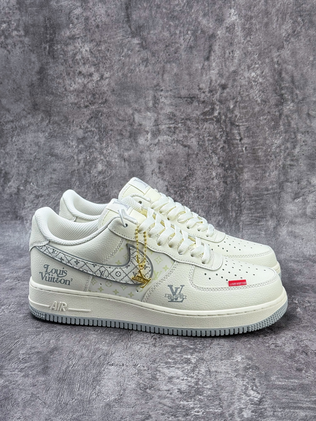 210 Nike Air Force 1 Low 07 x Louis Vuitton 白灰 LV2288-001-Chinese UA Cheap High Quatity Brand Clothes Bags handbags Sneakers wholesale wholesaler seller from China Factory suppliers Fashion Clothing Shoes best Quality Beautiful Price 210 Nike Air Force 1 Low 07 x Louis Vuitton 白灰 LV2288-001