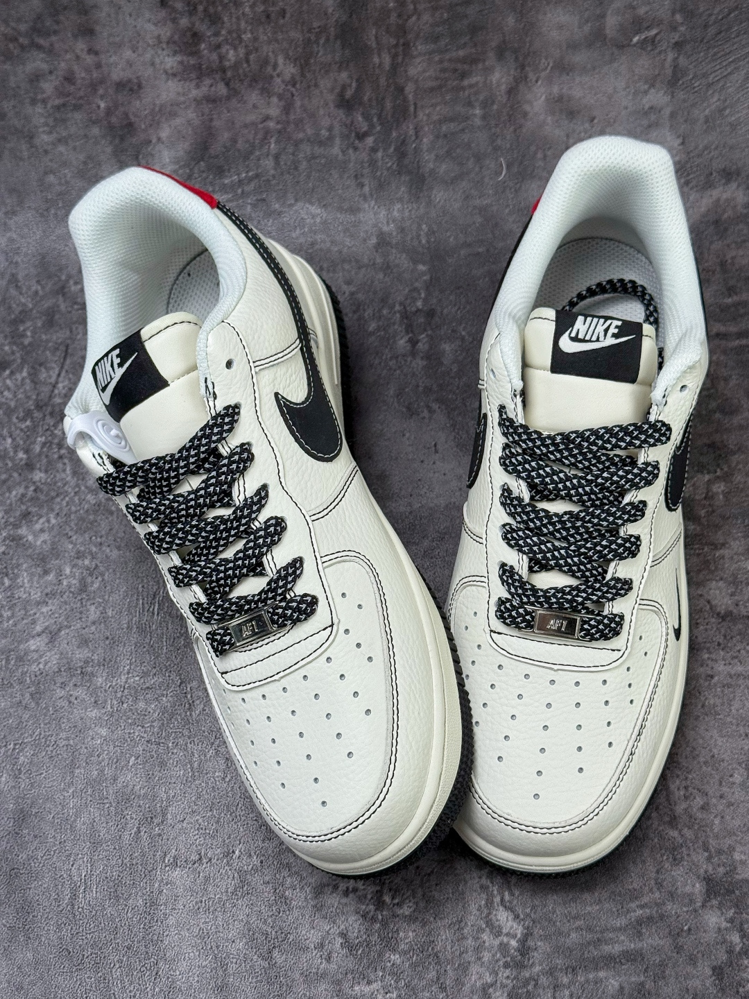 210 Nike Air Force 1 Low 07 白黑双小勾满天星 MM3399-805
