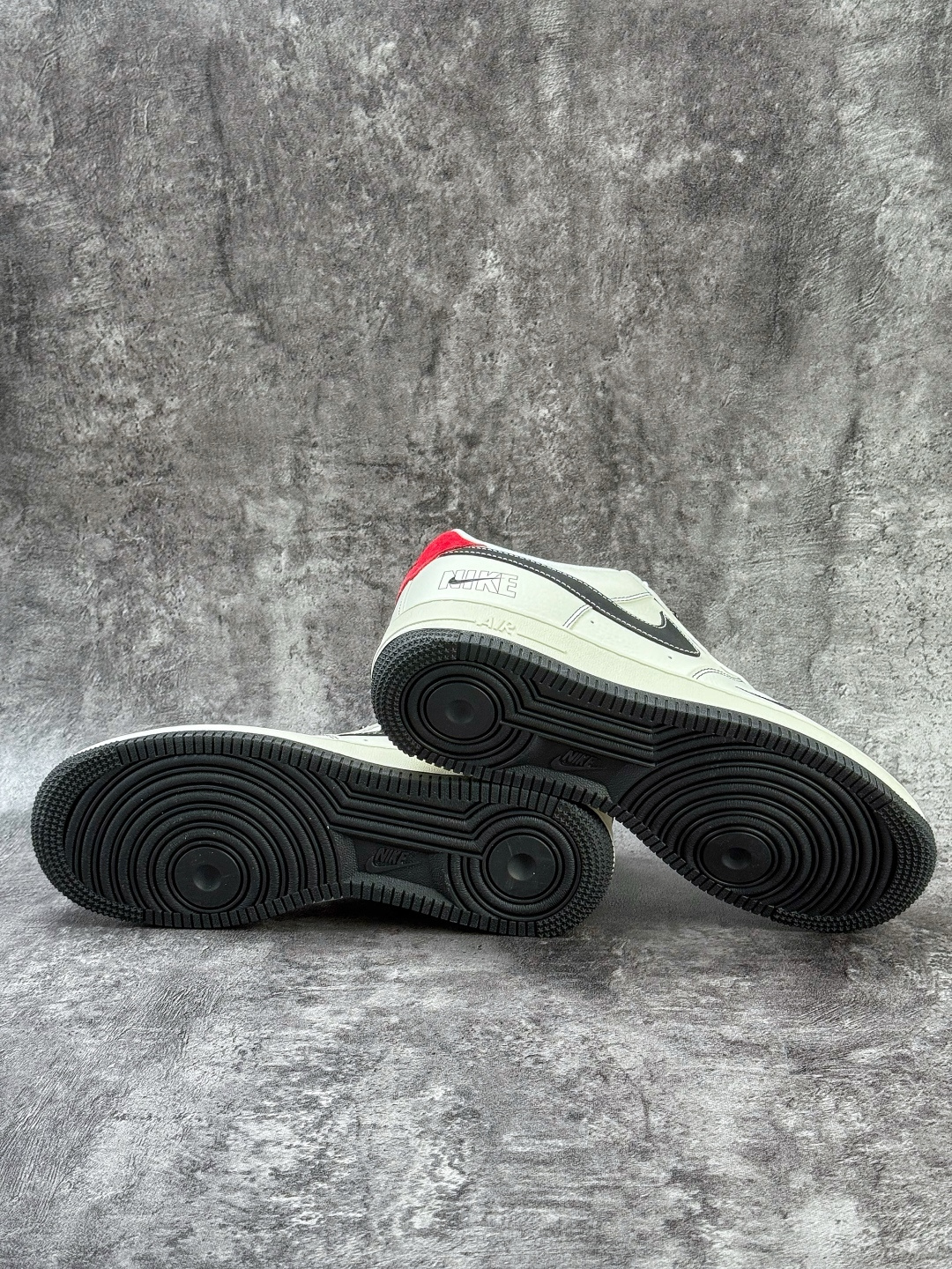 210 Nike Air Force 1 Low 07 白黑双小勾满天星 MM3399-805