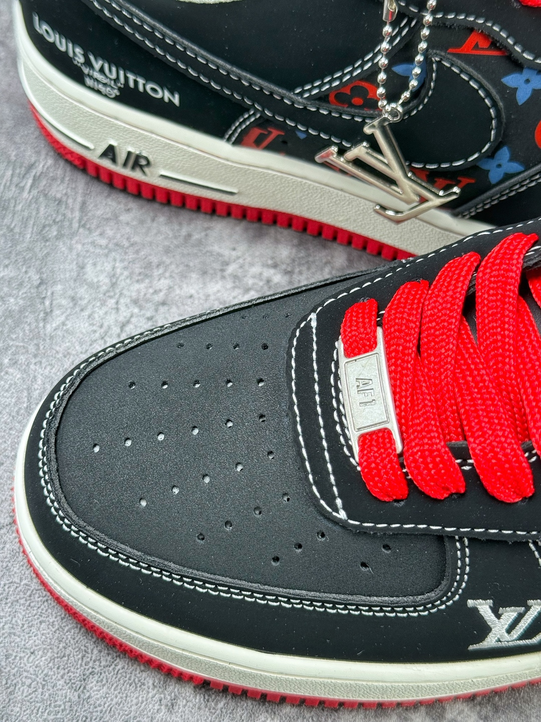 210 Nike Air Force 1 Low 07 x Louis Vuitton 黑红 FN4932-002-Chinese UA Cheap High Quatity Brand Clothes Bags handbags Sneakers wholesale wholesaler seller from China Factory suppliers Fashion Clothing Shoes best Quality Beautiful Price 210 Nike Air Force 1 Low 07 x Louis Vuitton 黑红 FN4932-002