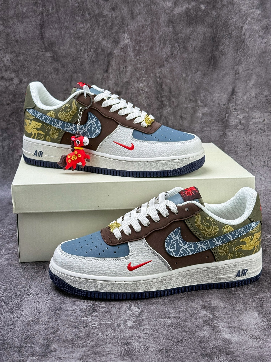 210 Nike Air Force 1 Low 07 马年限定 白蓝棕小勾 NH0601-536-Chinese UA Cheap High Quatity Brand Clothes Bags handbags Sneakers wholesale wholesaler seller from China Factory suppliers Fashion Clothing Shoes best Quality Beautiful Price 210 Nike Air Force 1 Low 07 马年限定 白蓝棕小勾 NH0601-536
