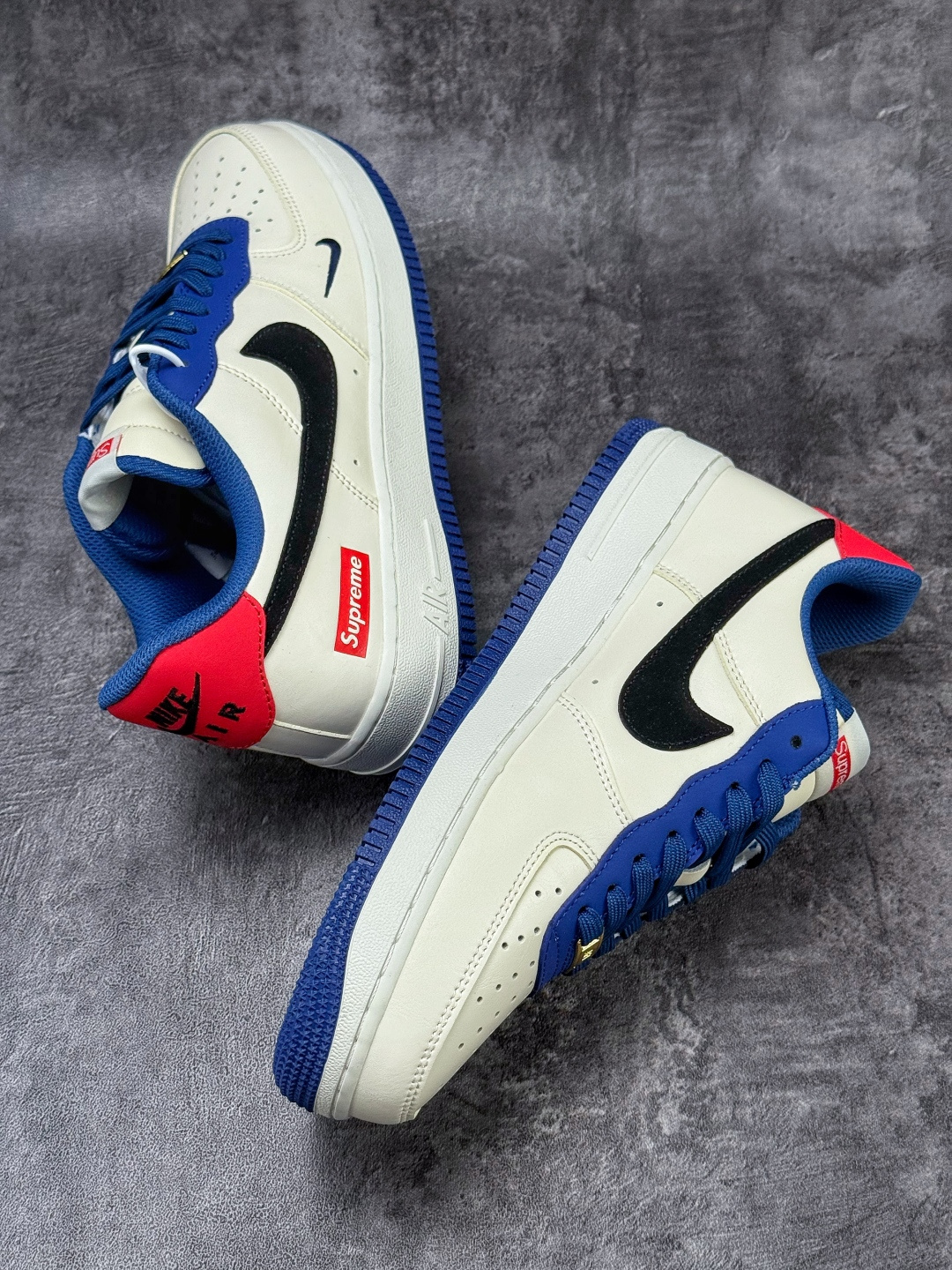 210 Nike Air Force 1 Low 07 x Superme 白黑蓝小勾 CZ2959-100-Chinese UA Cheap High Quatity Brand Clothes Bags handbags Sneakers wholesale wholesaler seller from China Factory suppliers Fashion Clothing Shoes best Quality Beautiful Price 210 Nike Air Force 1 Low 07 x Superme 白黑蓝小勾 CZ2959-100