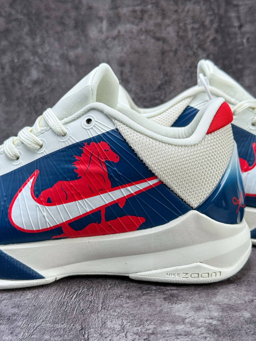 320 NIKE Kobe V PROTRO 科比4代 马年限定 CNY新年款 CD4991-860