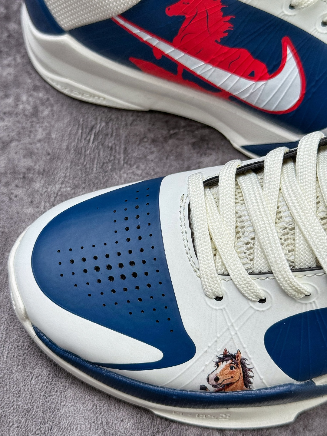 320 NIKE Kobe V PROTRO 科比4代 马年限定 CNY新年款 CD4991-860