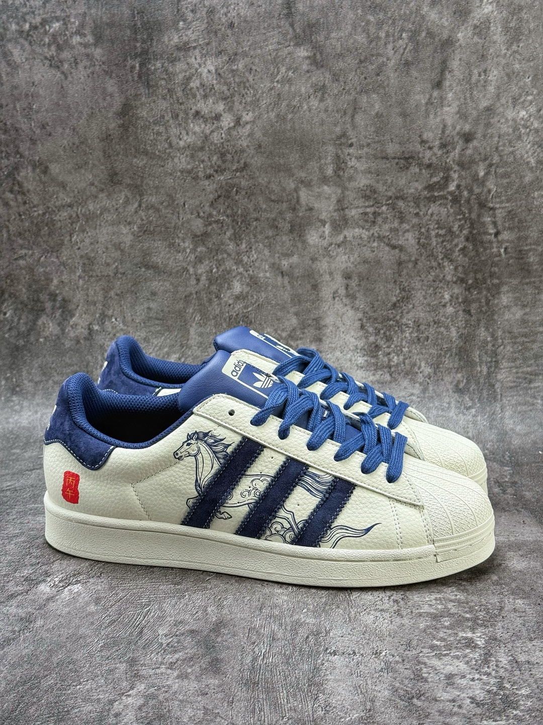 190 AD Originals Superstar 马年限定 白蓝 SD6827-Chinese UA Cheap High Quatity Brand Clothes Bags handbags Sneakers wholesale wholesaler seller from China Factory suppliers Fashion Clothing Shoes best Quality Beautiful Price 190 AD Originals Superstar 马年限定 白蓝 SD6827