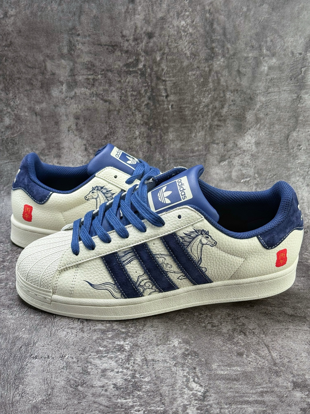 190 AD Originals Superstar 马年限定 白蓝 SD6827-Chinese UA Cheap High Quatity Brand Clothes Bags handbags Sneakers wholesale wholesaler seller from China Factory suppliers Fashion Clothing Shoes best Quality Beautiful Price 190 AD Originals Superstar 马年限定 白蓝 SD6827