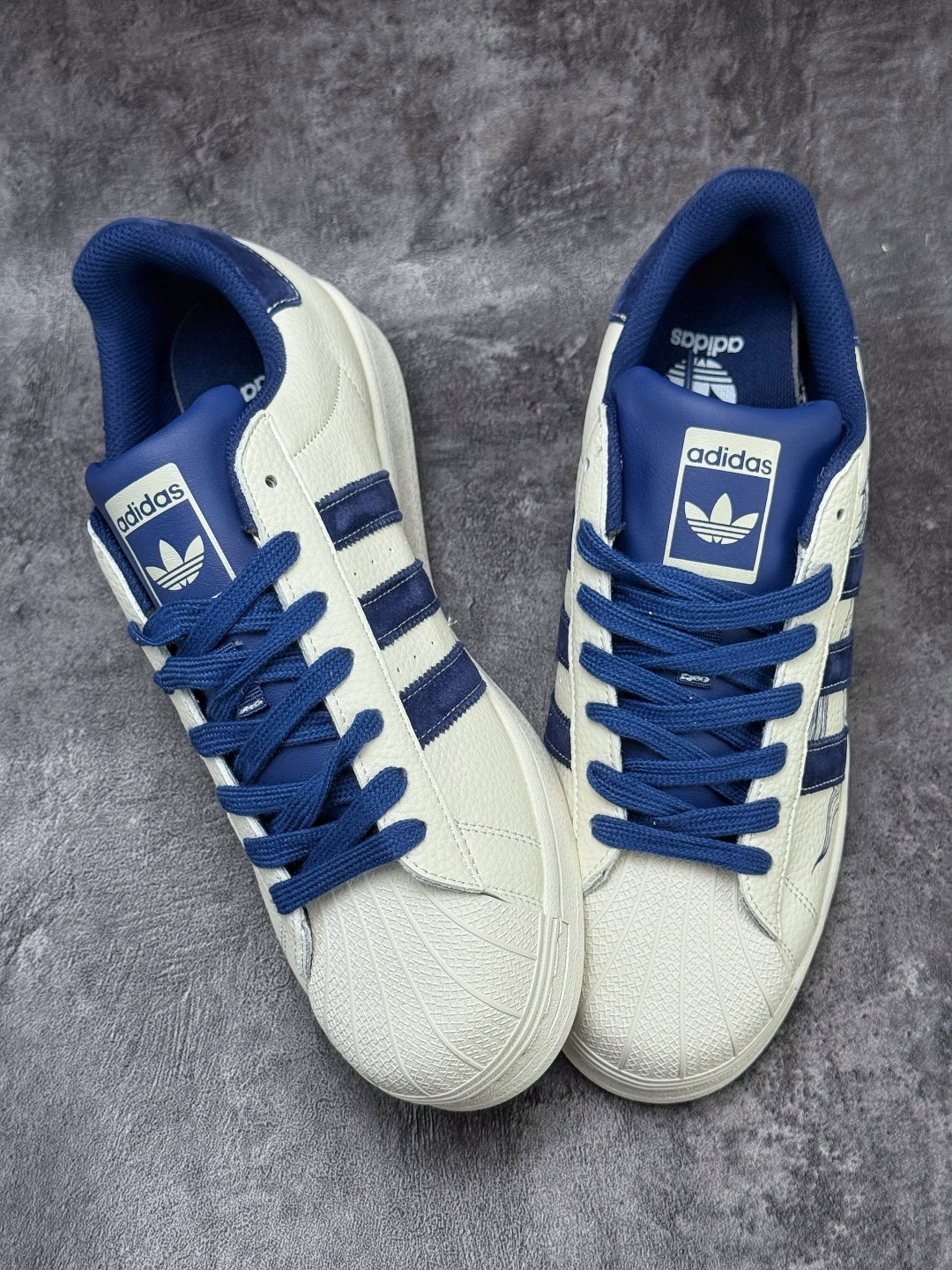 190 AD Originals Superstar 马年限定 白蓝 SD6827-Chinese UA Cheap High Quatity Brand Clothes Bags handbags Sneakers wholesale wholesaler seller from China Factory suppliers Fashion Clothing Shoes best Quality Beautiful Price 190 AD Originals Superstar 马年限定 白蓝 SD6827