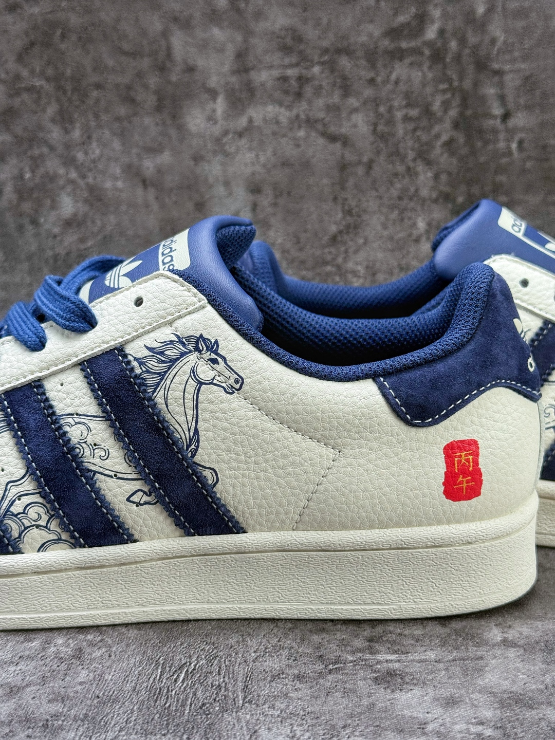 190 AD Originals Superstar 马年限定 白蓝 SD6827-Chinese UA Cheap High Quatity Brand Clothes Bags handbags Sneakers wholesale wholesaler seller from China Factory suppliers Fashion Clothing Shoes best Quality Beautiful Price 190 AD Originals Superstar 马年限定 白蓝 SD6827