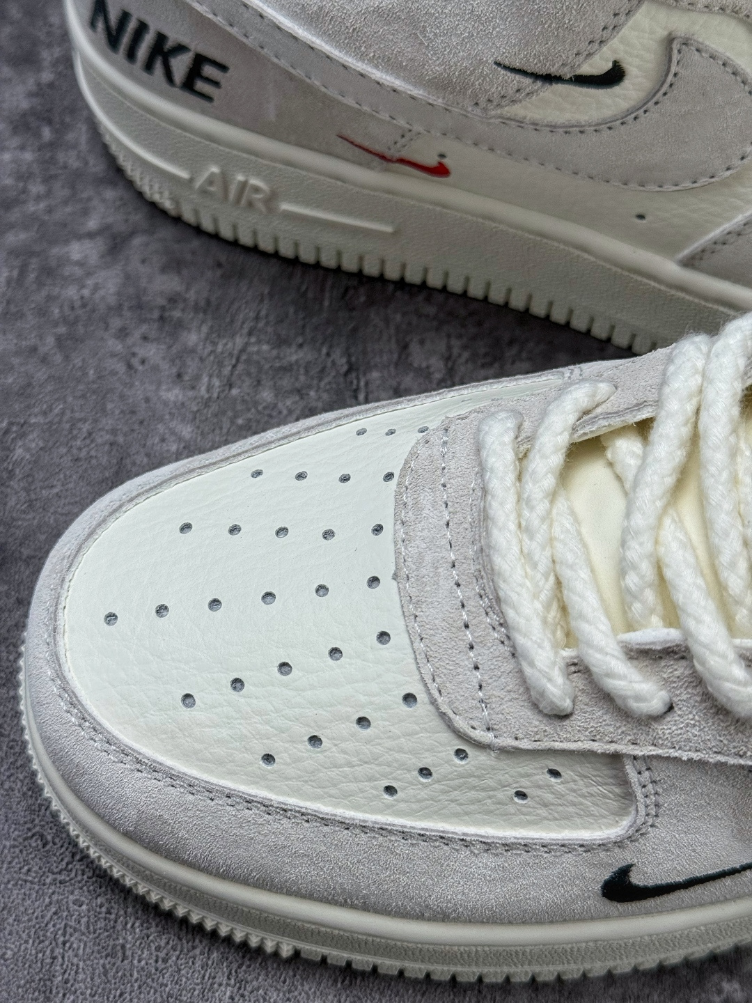 210 Nike Air Force 1 Low 07 灰白三小勾 CS5288-083-Chinese UA Cheap High Quatity Brand Clothes Bags handbags Sneakers wholesale wholesaler seller from China Factory suppliers Fashion Clothing Shoes best Quality Beautiful Price 210 Nike Air Force 1 Low 07 灰白三小勾 CS5288-083