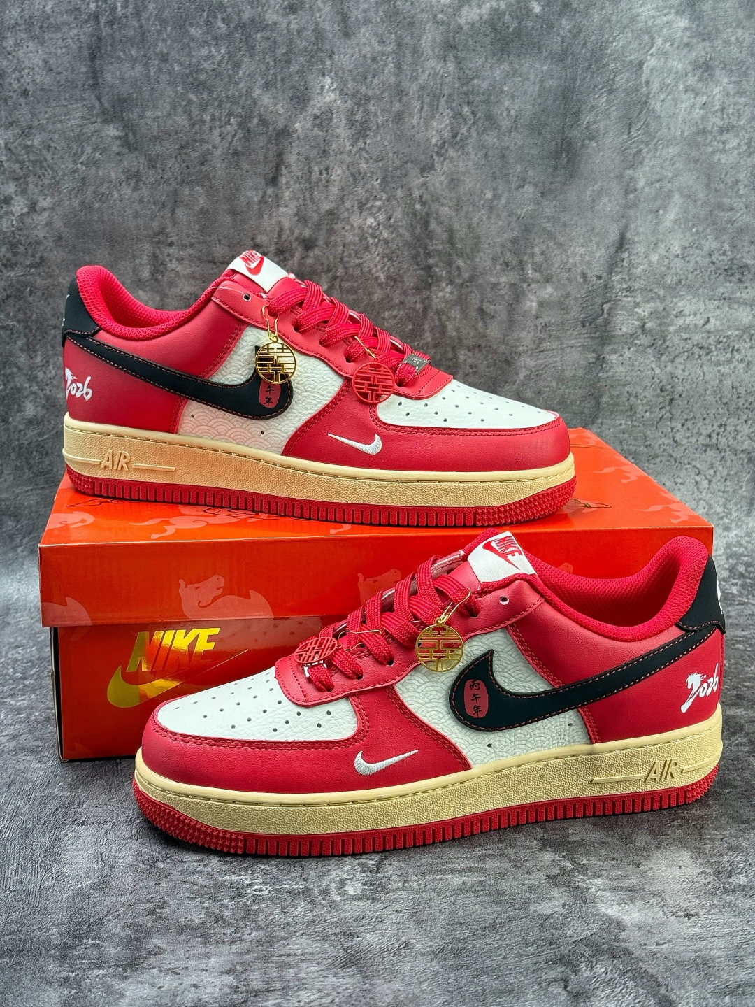 210 Nike Air Force 1 Low 07 马年限定 红白黑小勾 KG6699-F19