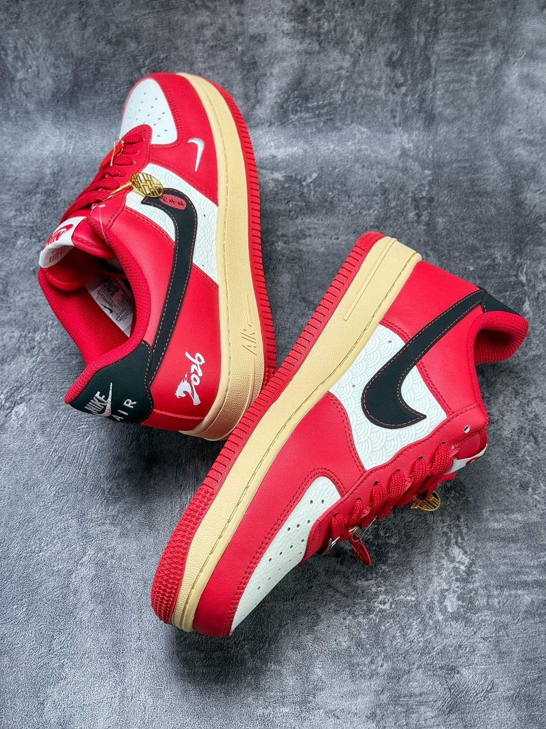210 Nike Air Force 1 Low 07 马年限定 红白黑小勾 KG6699-F19