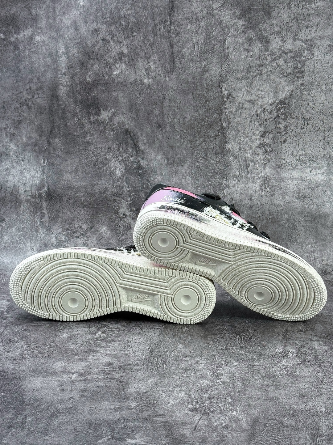 Nike Air Force 1 Low 07 紫黑白 FJ7740-170