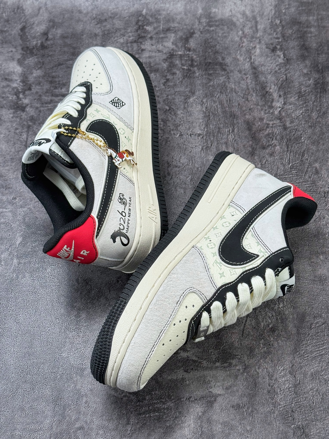 Nike Air Force 1 Low 07 马年限定 灰白黑 HT5088-635