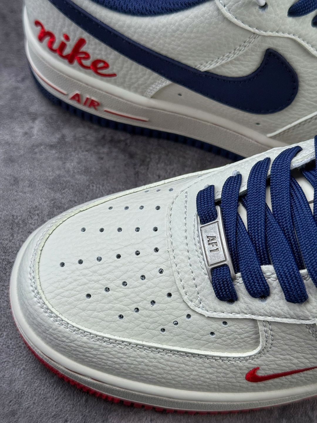 Nike Air Force 1 Low 07 马年限定 白蓝红小勾 NH0601-544