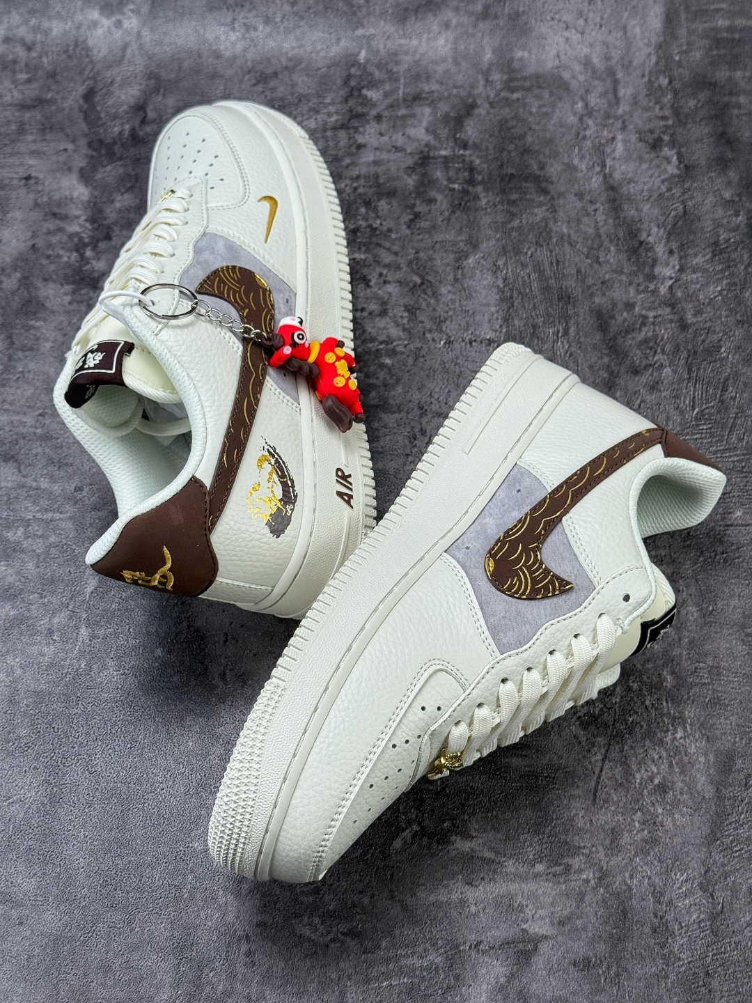 Nike Air Force 1 Low 07 马年限定 白灰棕小勾 FQ4637-001