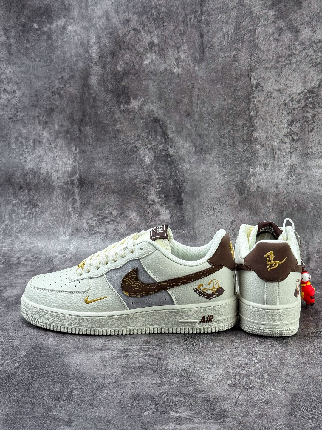 Nike Air Force 1 Low 07 马年限定 白灰棕小勾 FQ4637-001