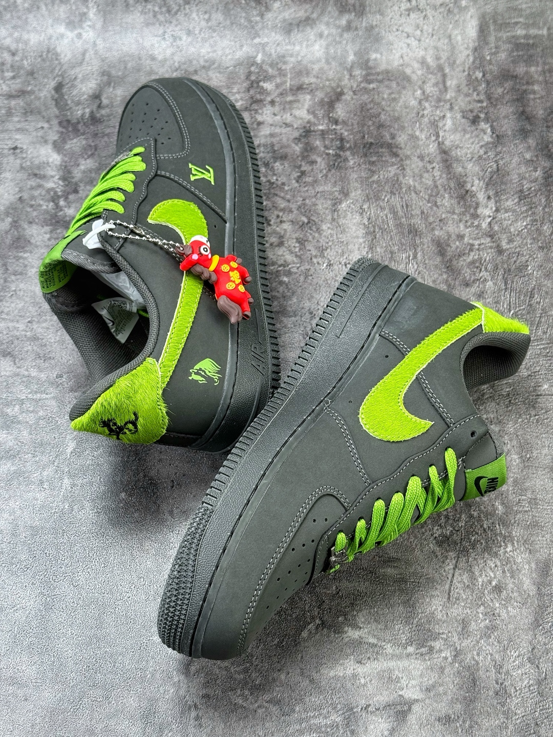 Nike Air Force 1 Low 07 x Louis Vuitton 马年限定 灰绿 XY9025-001