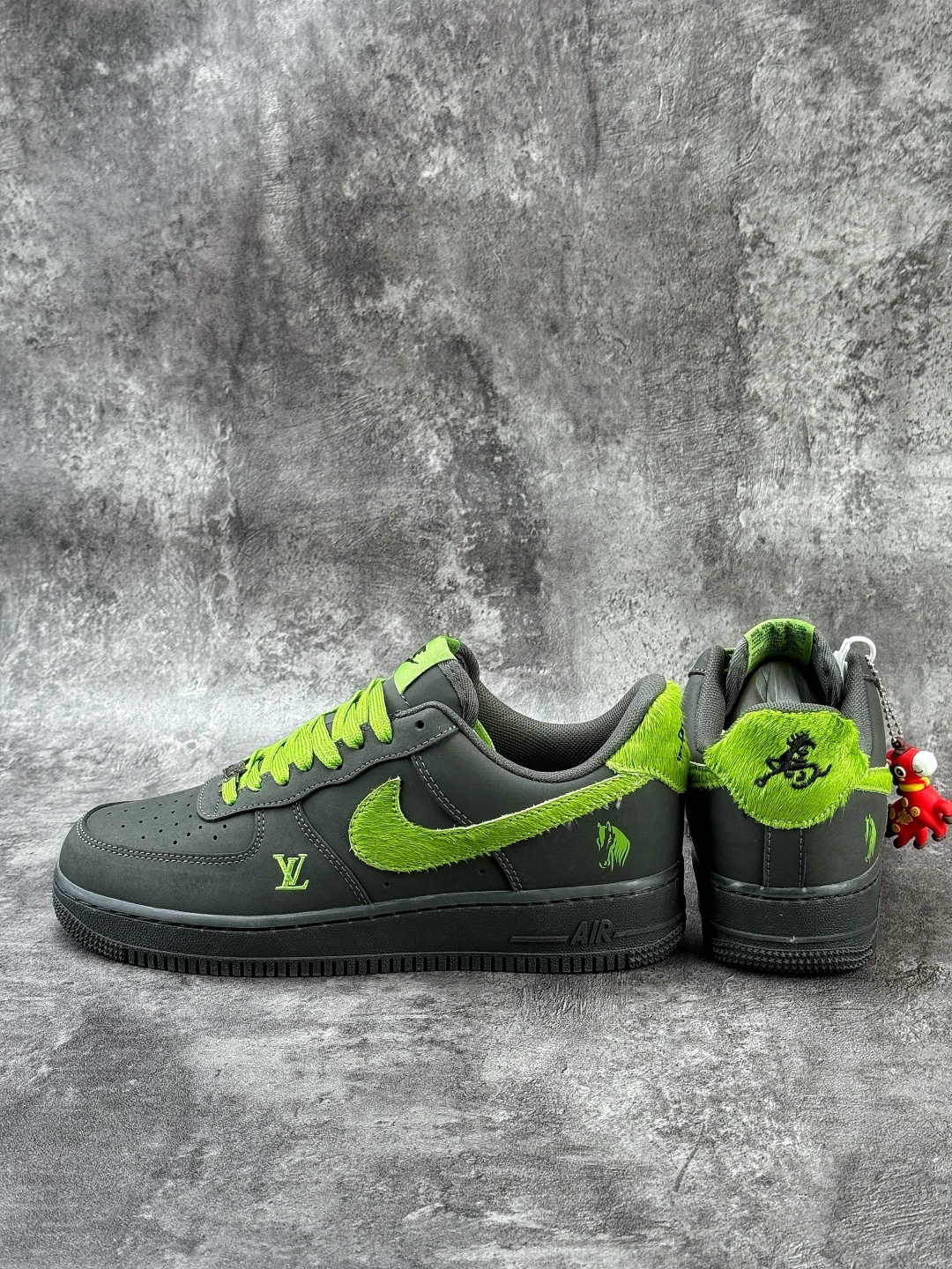 Nike Air Force 1 Low 07 x Louis Vuitton 马年限定 灰绿 XY9025-001