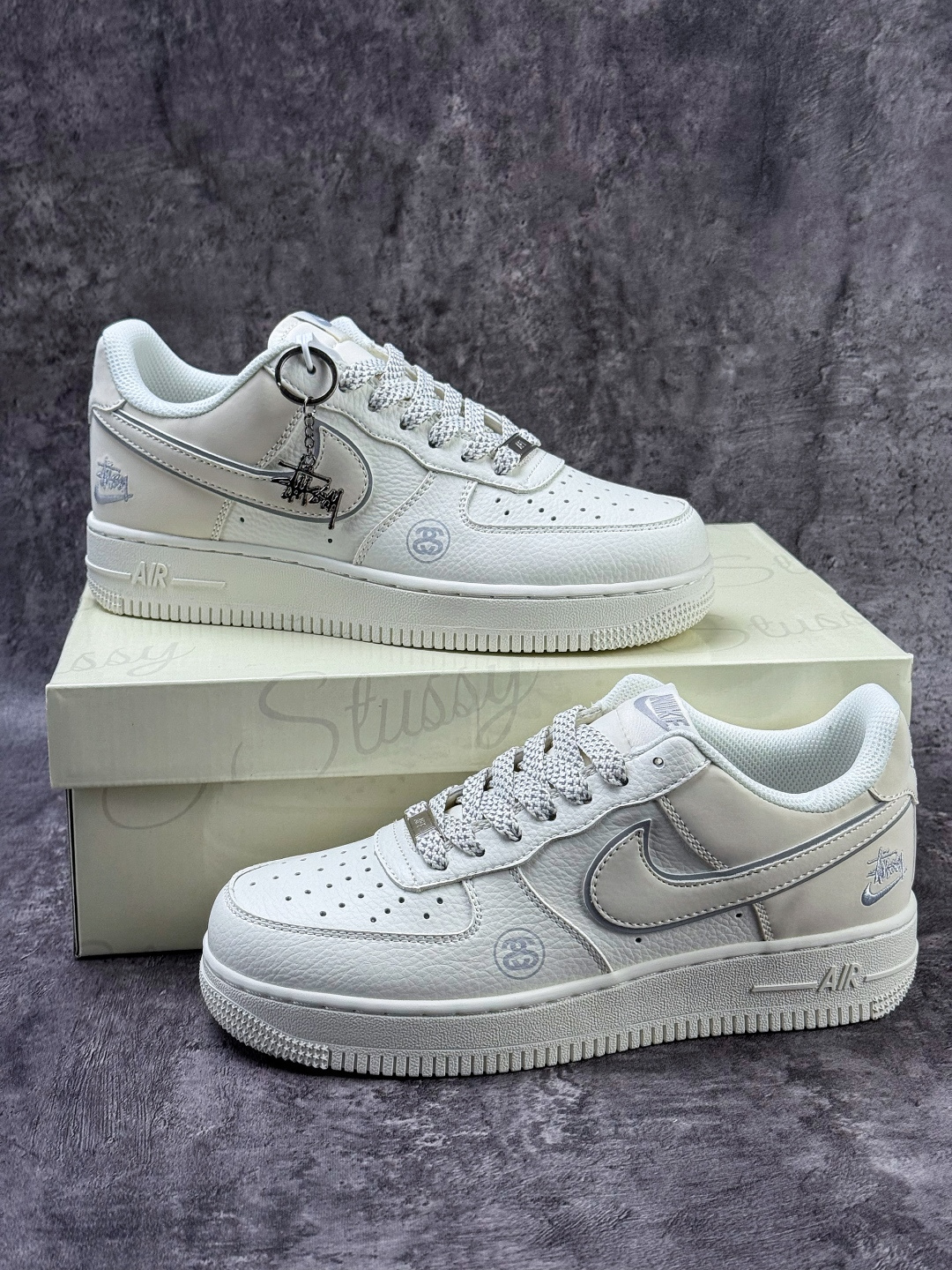 Nike Air Force 1 Low 07 x Stussy 白灰小勾 CS5288-057