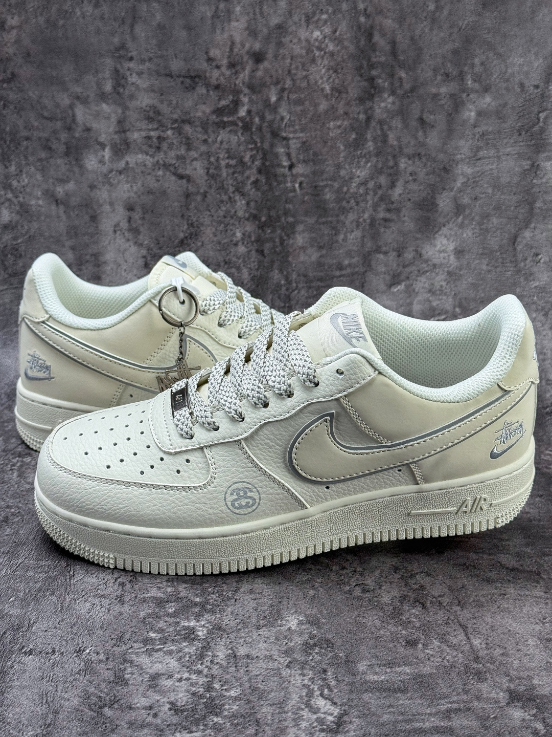 Nike Air Force 1 Low 07 x Stussy 白灰小勾 CS5288-057