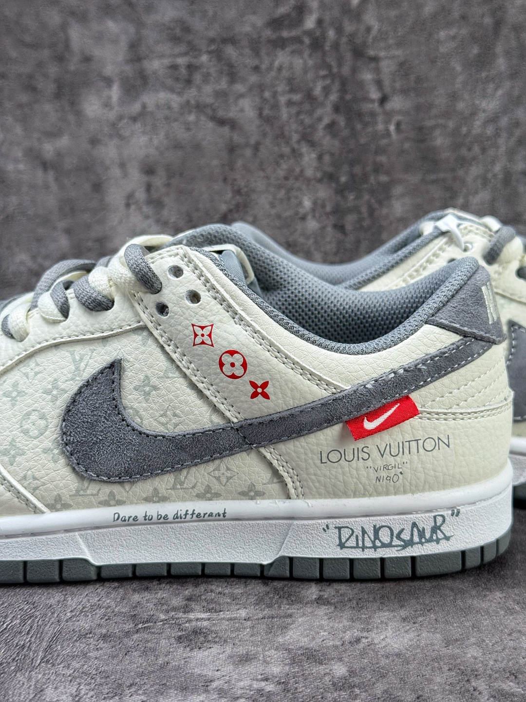 Nike SB Dunk Low x Louis Vuitton 白灰 KG6699-F23