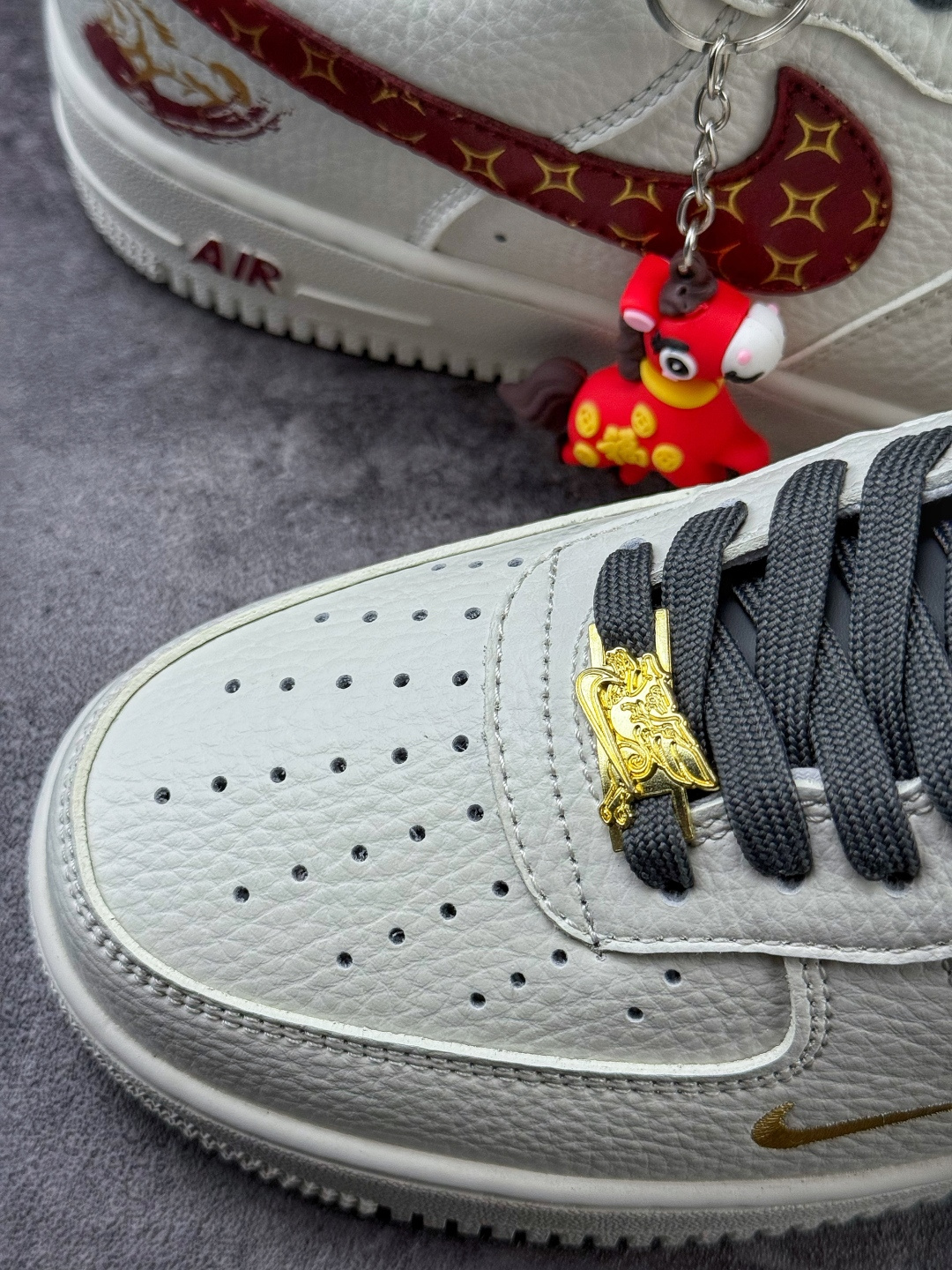 Nike Air Force 1 Low 07 马年限定 白灰红小勾 NH0601-507