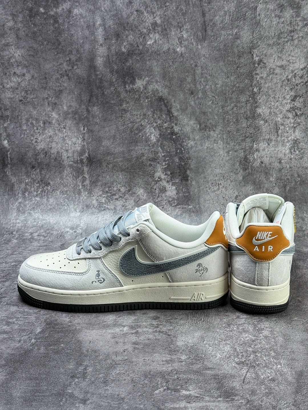 Nike Air Force 1 Low 07 马年限定 灰白 HT5088-633