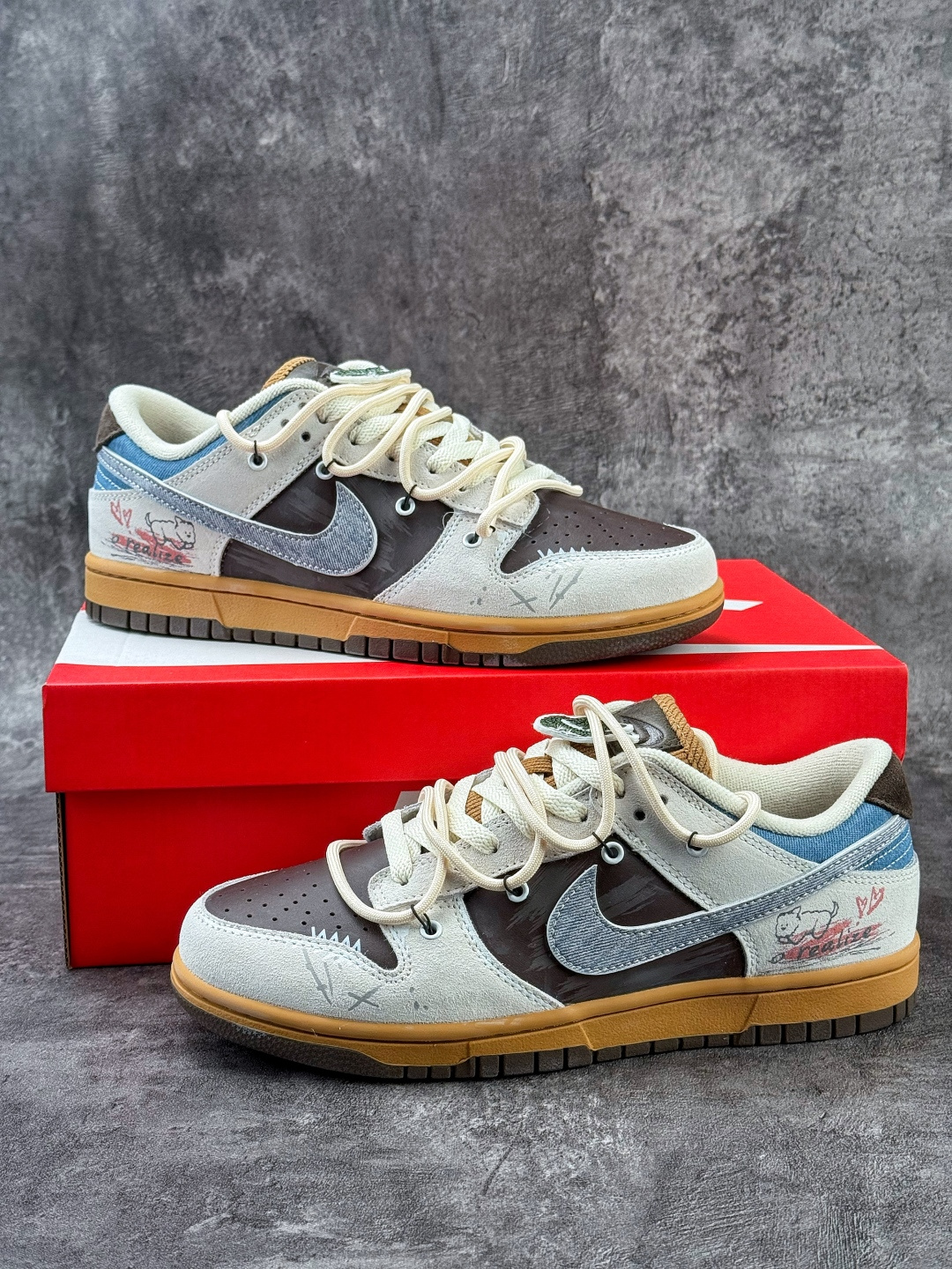 NIKE SB Dunk Low 考拉派对 啡啡抱抱 HQ3459-212