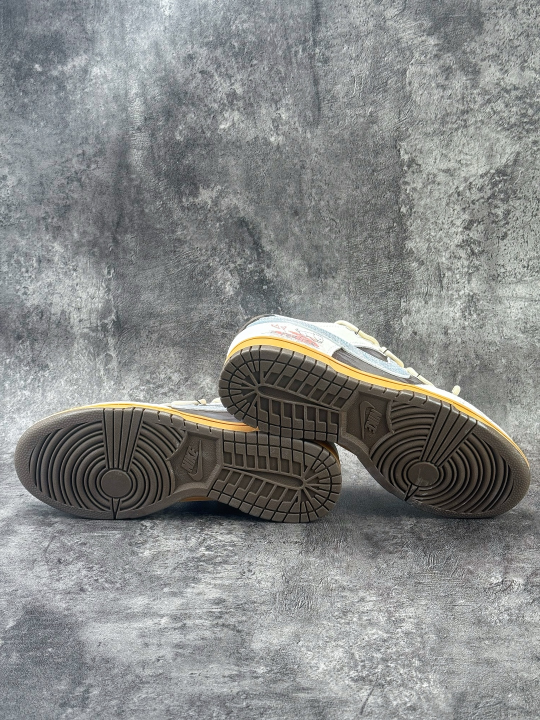 NIKE SB Dunk Low 考拉派对 啡啡抱抱 HQ3459-212