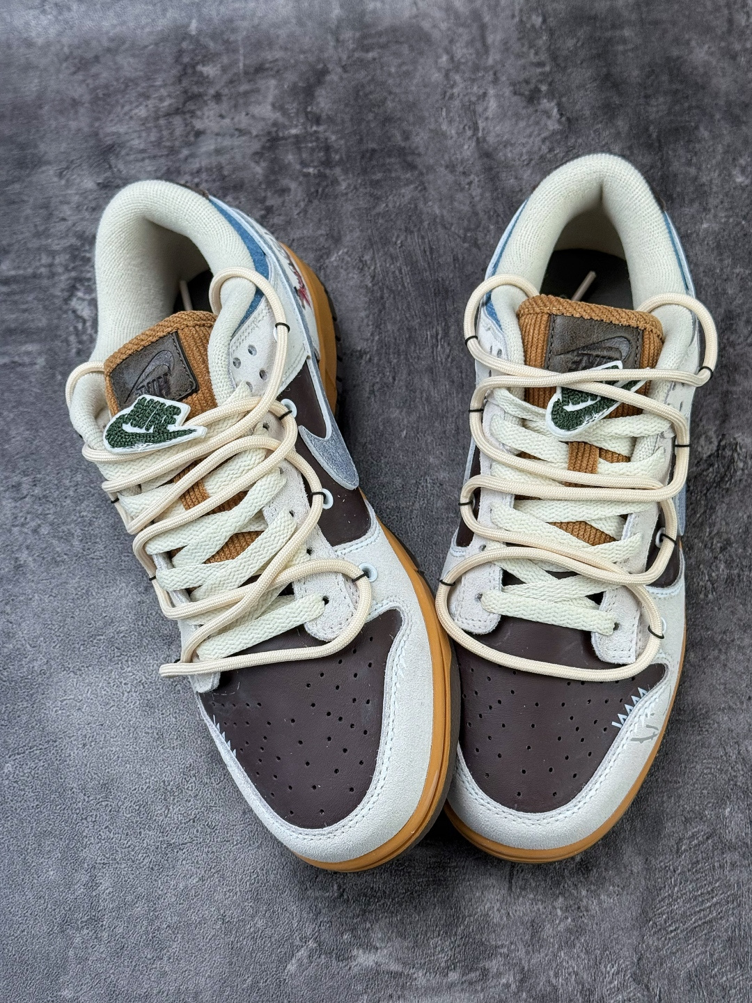 NIKE SB Dunk Low 考拉派对 啡啡抱抱 HQ3459-212