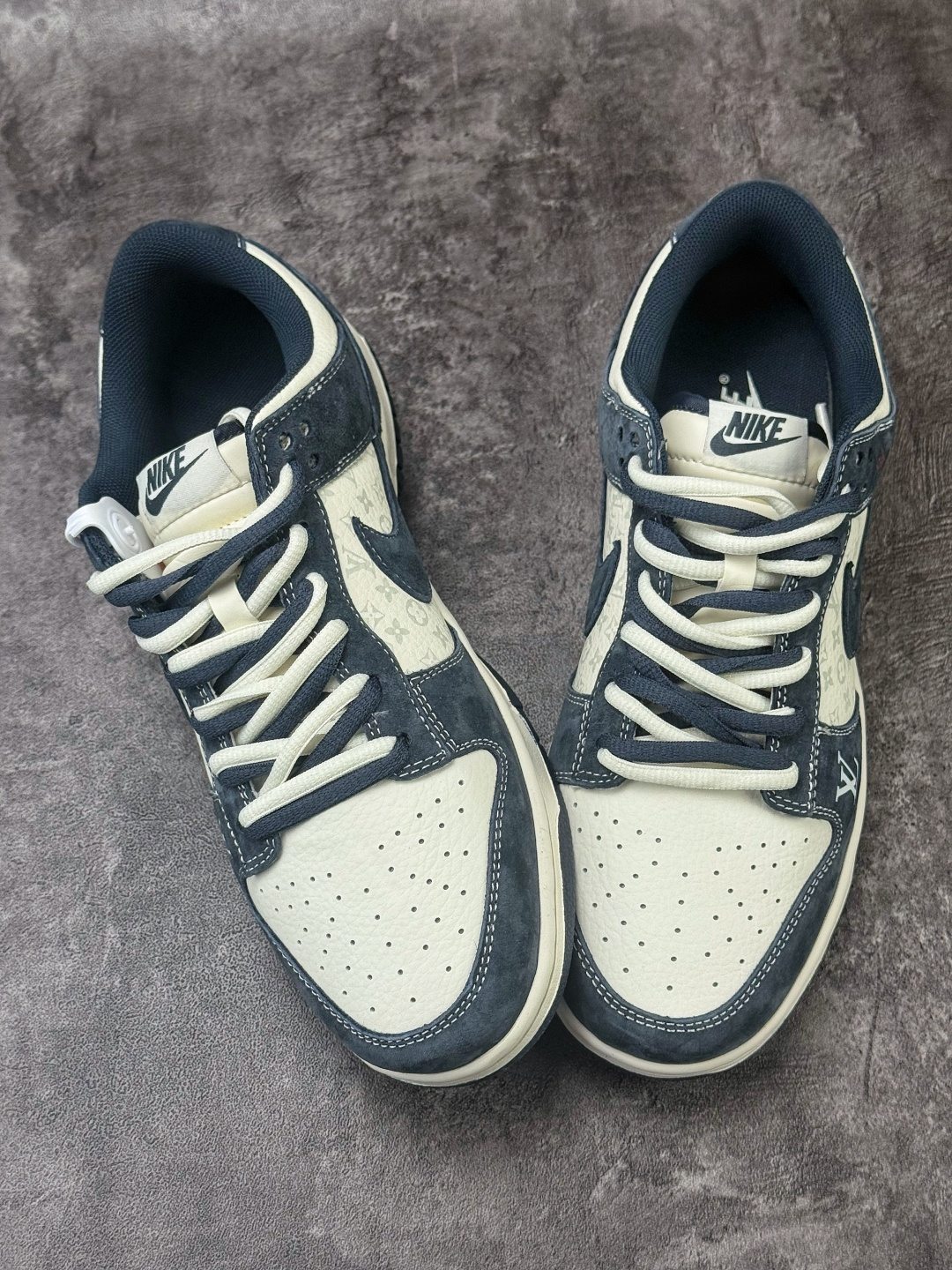 Nike SB Dunk Low x Louis Vuitton 灰白 KG6699-F26