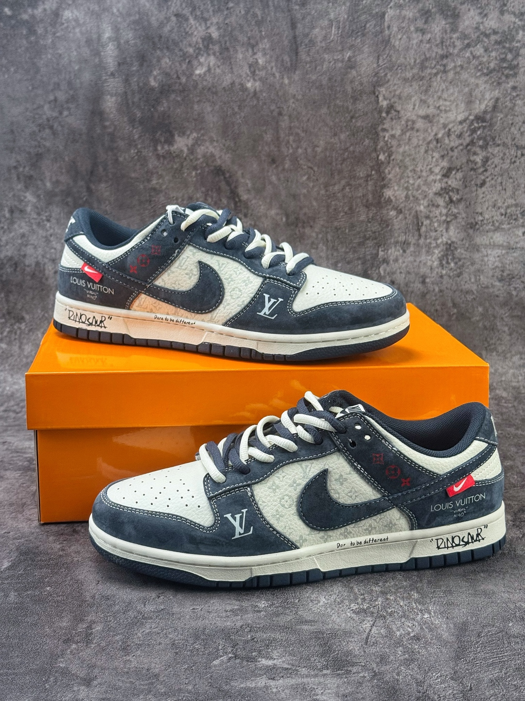 Nike SB Dunk Low x Louis Vuitton 灰白 KG6699-F26