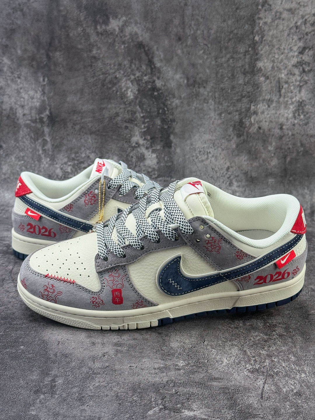 Nike SB Dunk Low 马年限定 灰白蓝满天星 YX5066-402