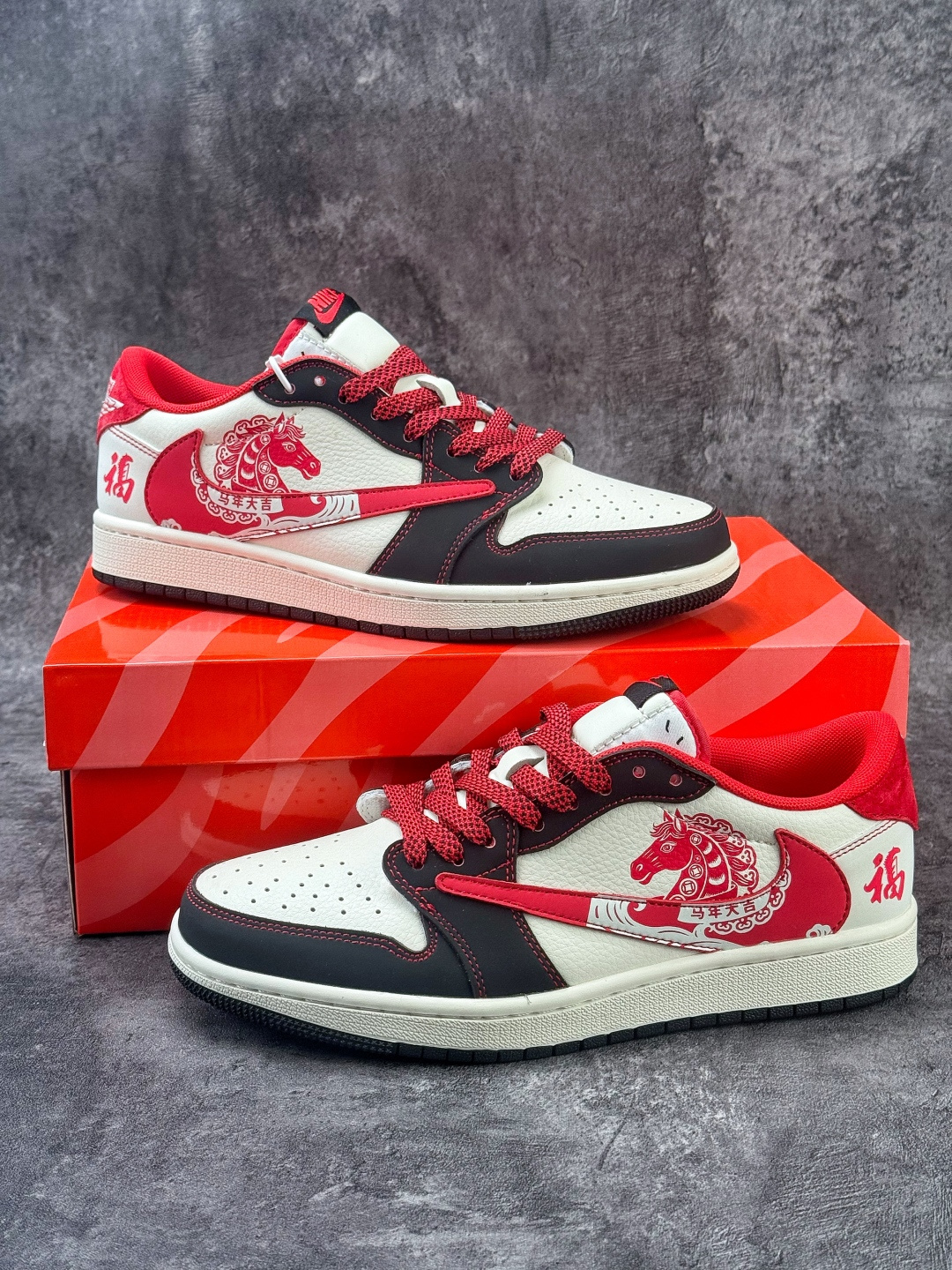 Travis Scott x Nike Air Jordan 1 Low 马年限定 Air Jordan 1 Low 反转黑白红满天星倒钩 LX1988-803-莆田鞋,莆田鞋货源,高仿鞋,高仿鞋货源,安福档口,莆田高仿鞋,莆田鞋批发,高仿鞋批发,莆田高仿运动鞋,高仿运动鞋,莆田运动鞋 Travis Scott x Nike Air Jordan 1 Low 马年限定 Air Jordan 1 Low 反转黑白红满天星倒钩 LX1988-803