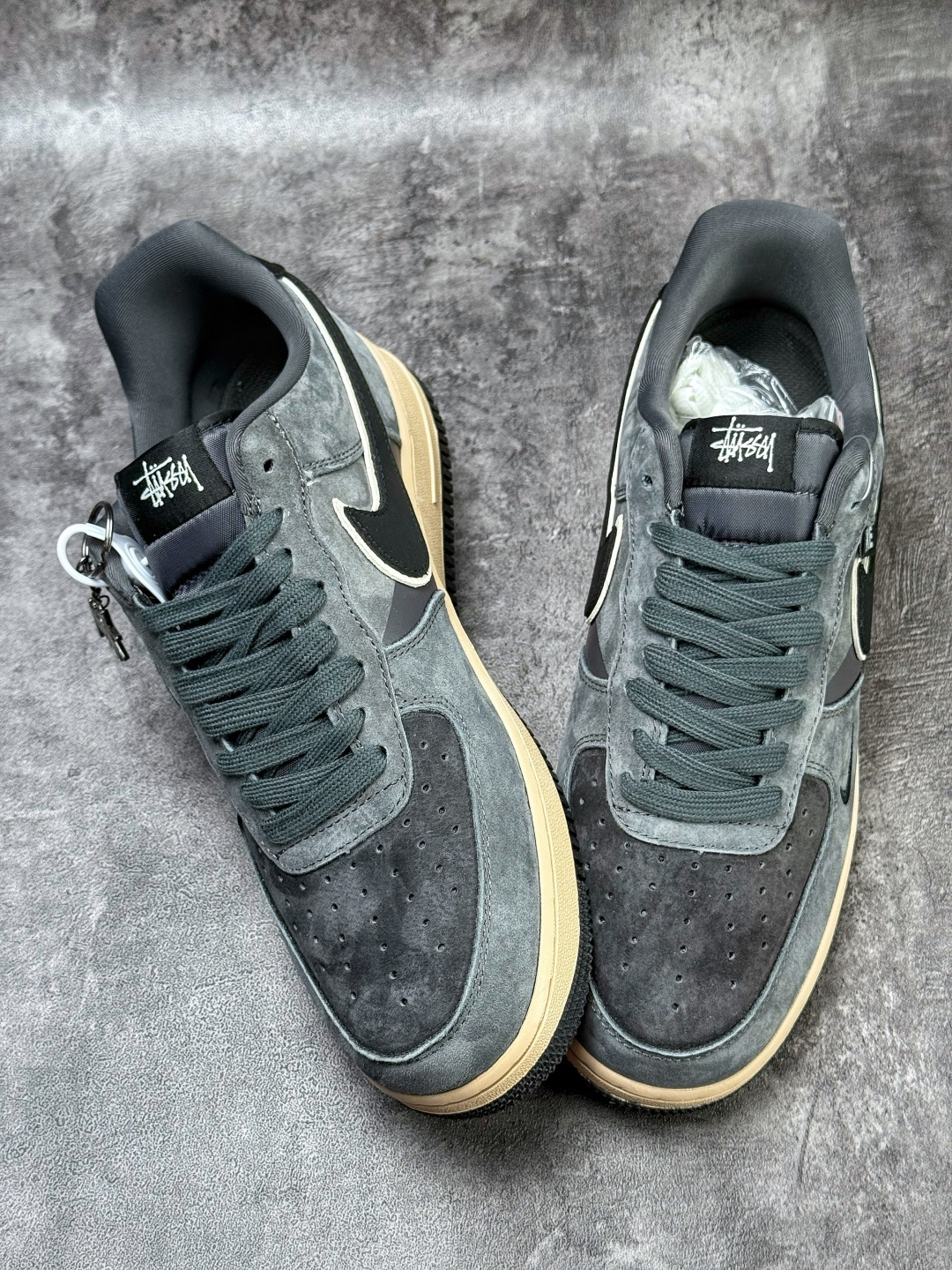 Nike Air Force 1 Low 07 x Stussy 灰黑小勾 BK1916-002