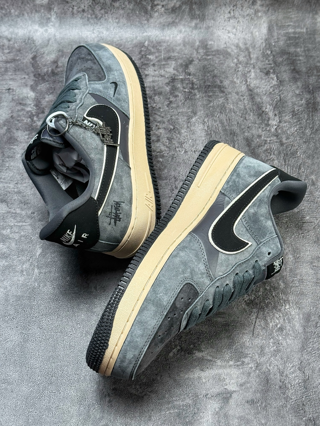 Nike Air Force 1 Low 07 x Stussy 灰黑小勾 BK1916-002