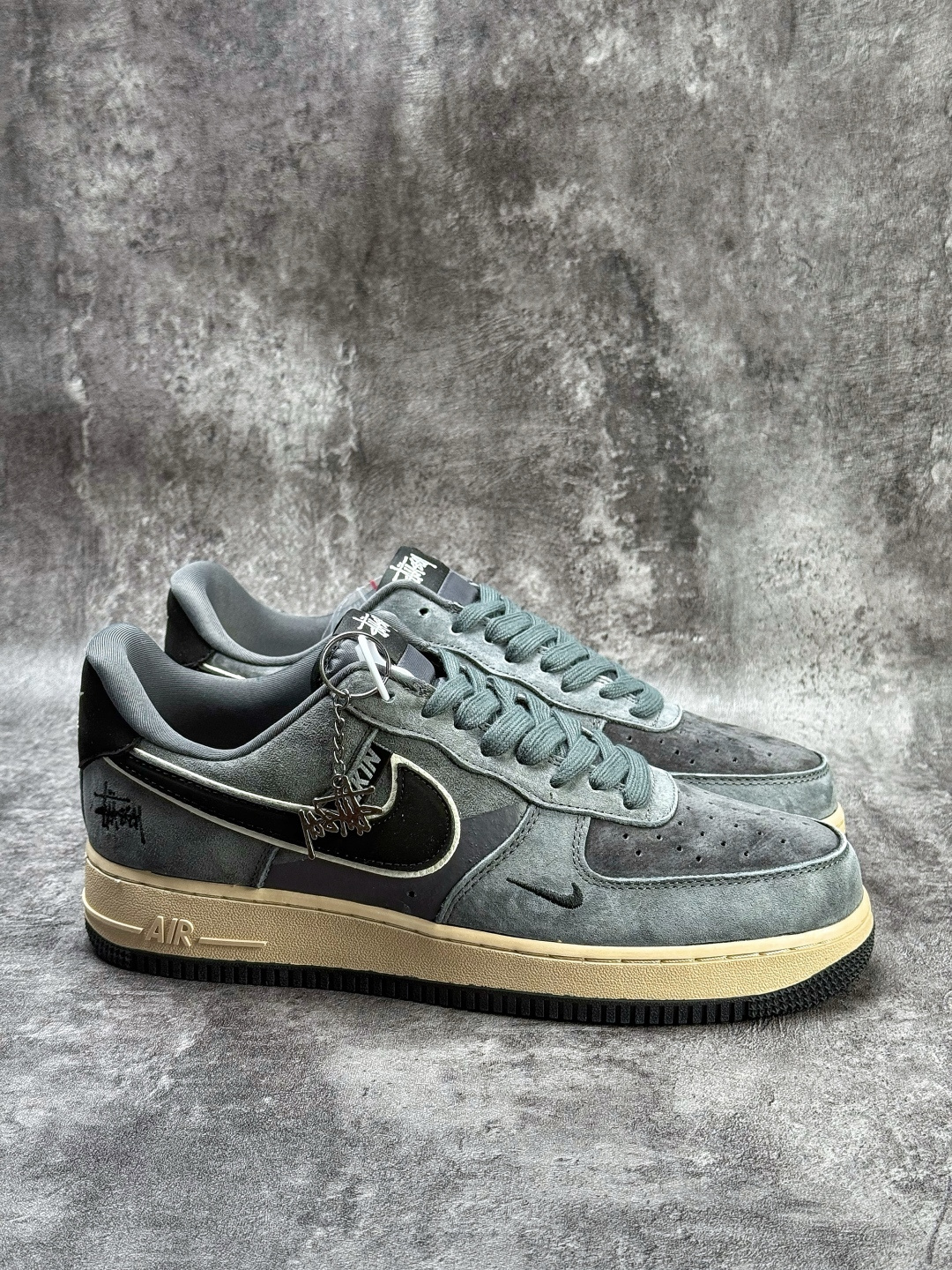 Nike Air Force 1 Low 07 x Stussy 灰黑小勾 BK1916-002