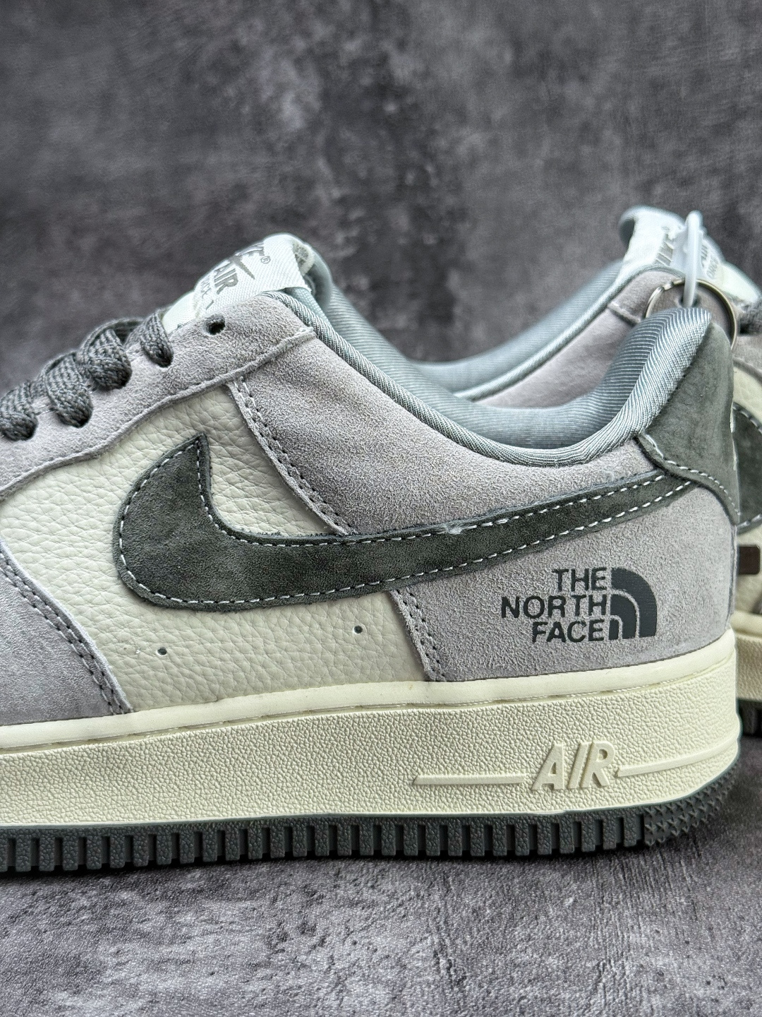 Nike Air Force 1 Low 07 x The North Face 灰白小勾 KL1688 005XK Size：36 36.5 37.5 38 38.5 39 40 40.5 41 42 42.5 43 44 44.5 45