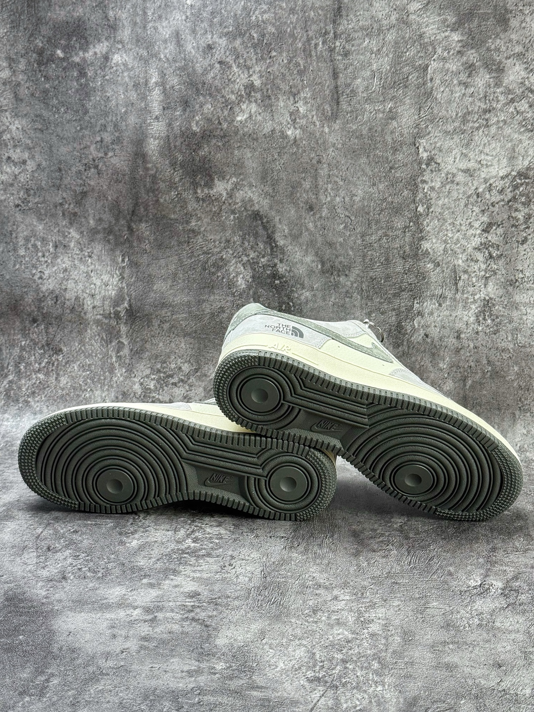 Nike Air Force 1 Low 07 x The North Face 灰白小勾 KL1688 005XK Size：36 36.5 37.5 38 38.5 39 40 40.5 41 42 42.5 43 44 44.5 45