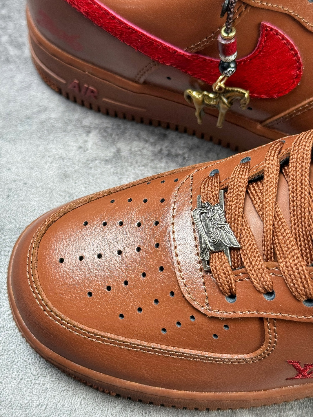 Nike Air Force 1 Low 07 x Louis Vuitton 棕红 XY9025-002-莆田鞋,莆田鞋货源,高仿鞋,高仿鞋货源,安福档口,莆田高仿鞋,莆田鞋批发,高仿鞋批发,莆田高仿运动鞋,高仿运动鞋,莆田运动鞋 Nike Air Force 1 Low 07 x Louis Vuitton 棕红 XY9025-002