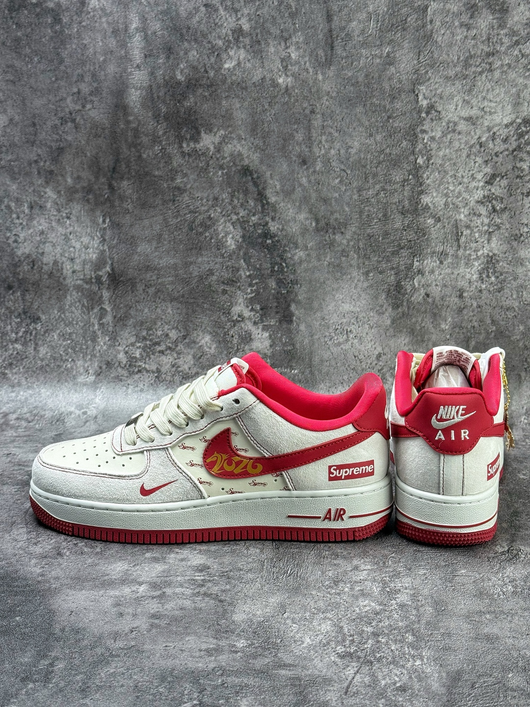 Nike Air Force 1 Low 07 马年限定 x Superme 灰白红小勾 JP2026-133