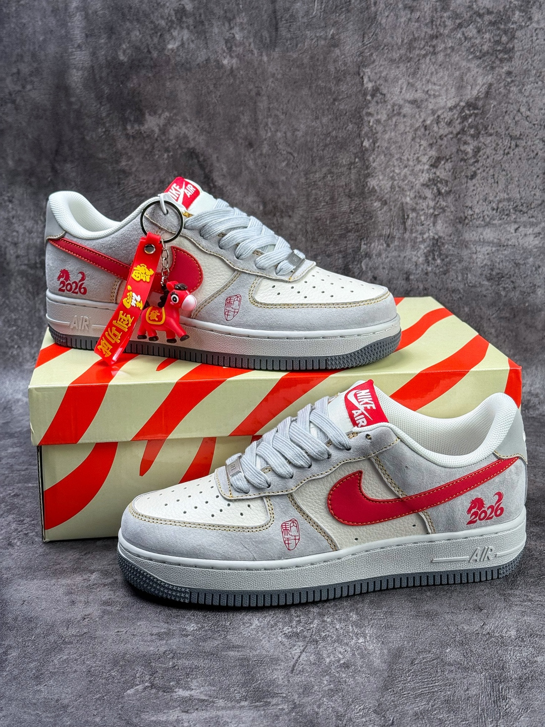 Nike Air Force 1 Low 07 马年限定 灰白红 HT5088-631