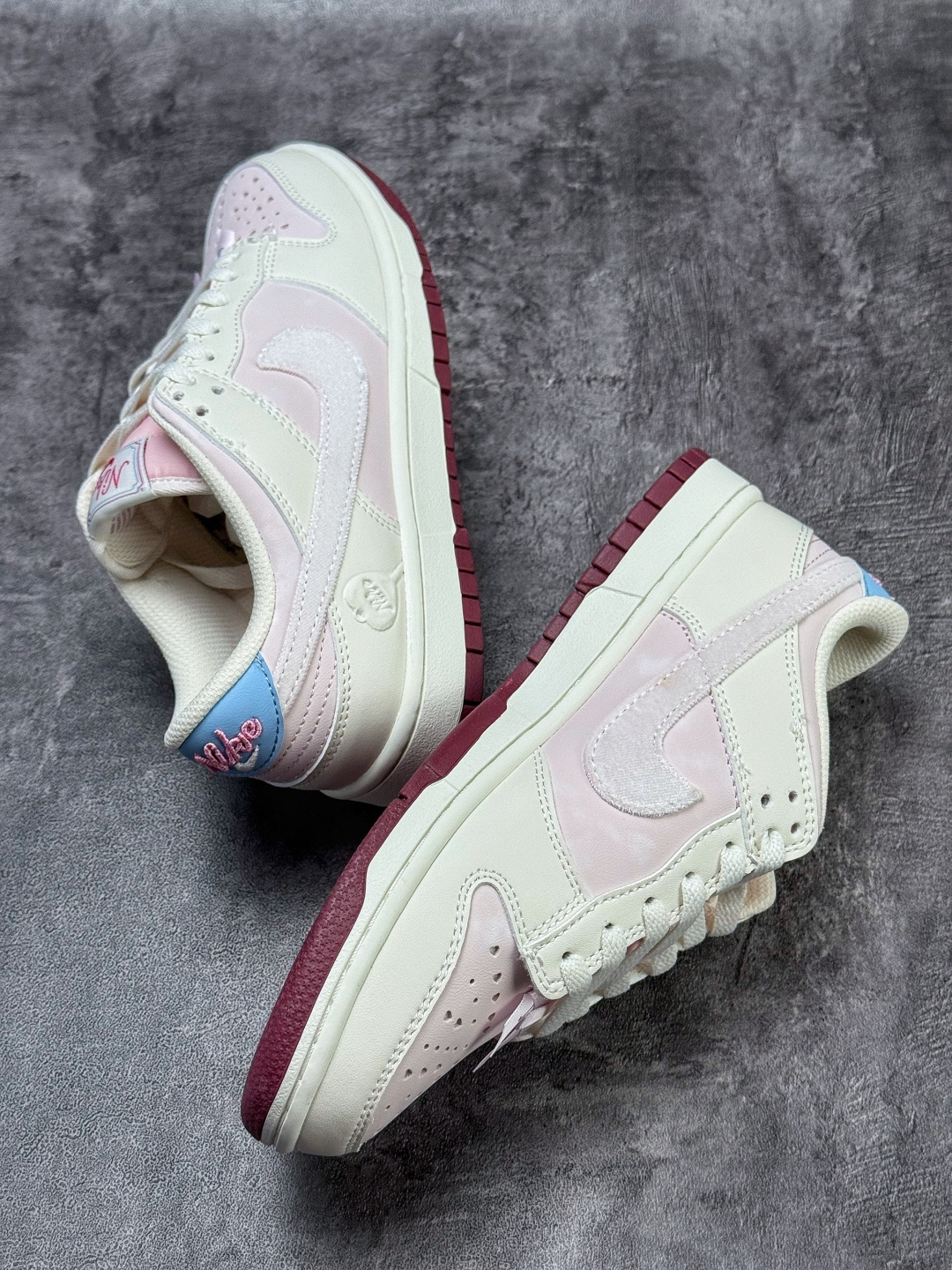 Nike Dunk Low ”Valentine’s Day” 情人节限定 低帮 板鞋 米粉 IQ1145-610-莆田鞋,莆田鞋货源,高仿鞋,高仿鞋货源,安福档口,莆田高仿鞋,莆田鞋批发,高仿鞋批发,莆田高仿运动鞋,高仿运动鞋,莆田运动鞋 Nike Dunk Low ”Valentine’s Day” 情人节限定 低帮 板鞋 米粉 IQ1145-610