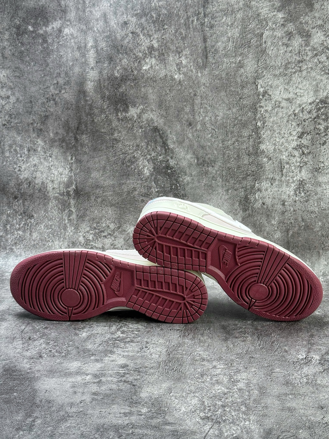 Nike Dunk Low ”Valentine’s Day” 情人节限定 低帮 板鞋 米粉 IQ1145-610-莆田鞋,莆田鞋货源,高仿鞋,高仿鞋货源,安福档口,莆田高仿鞋,莆田鞋批发,高仿鞋批发,莆田高仿运动鞋,高仿运动鞋,莆田运动鞋 Nike Dunk Low ”Valentine’s Day” 情人节限定 低帮 板鞋 米粉 IQ1145-610