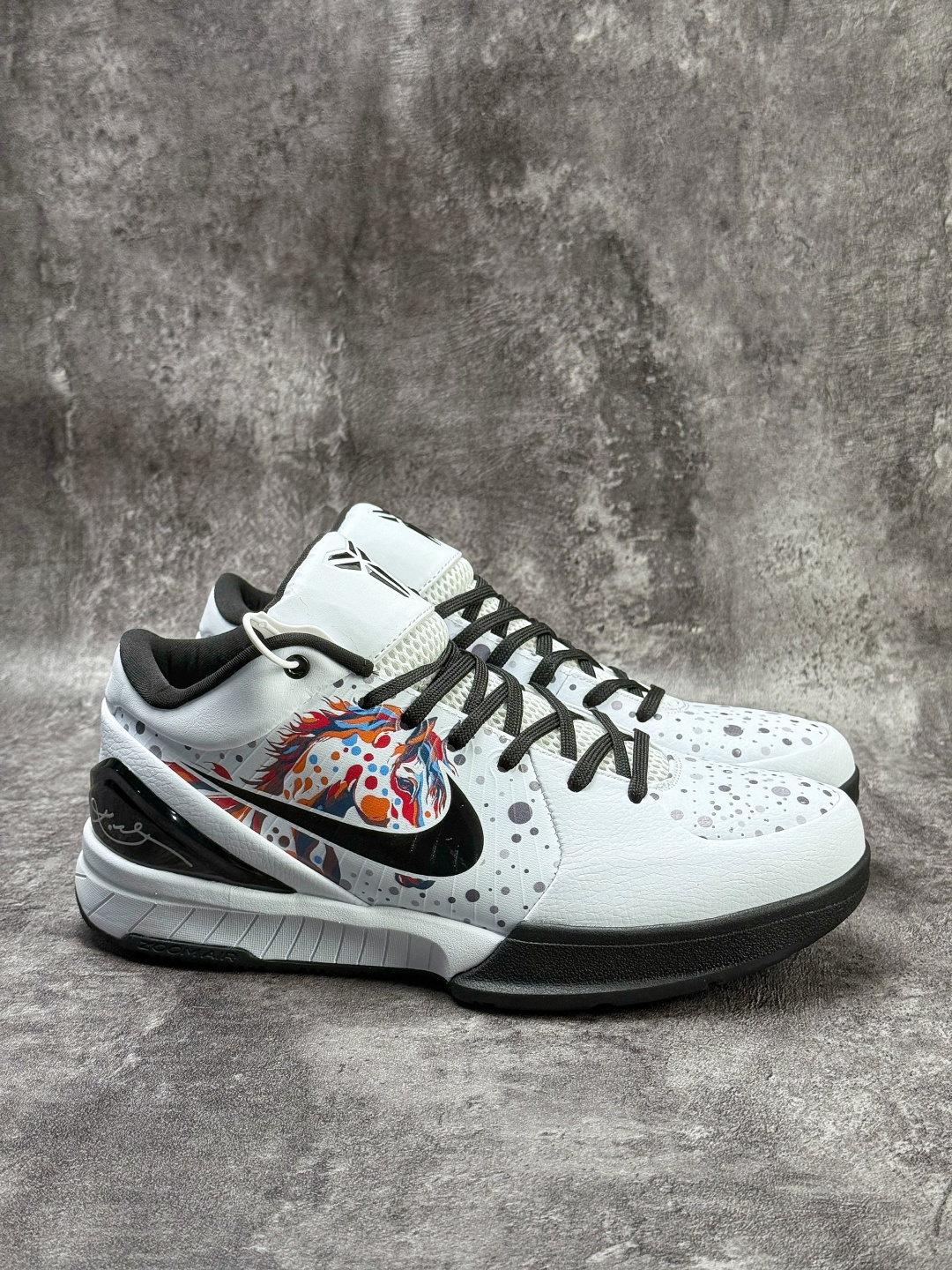 Nike Zoom Kobe 4 科比4代篮球鞋 马年限定 复刻防滑耐磨减震舒适轻便篮球鞋 AV6339-105