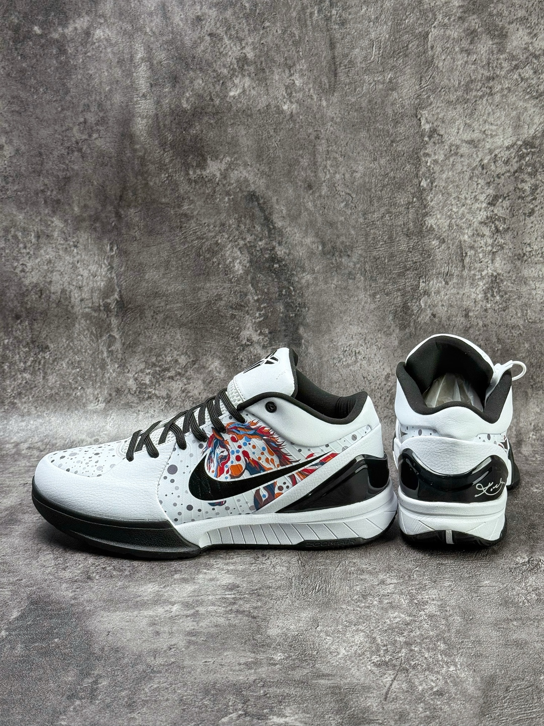 Nike Zoom Kobe 4 科比4代篮球鞋 马年限定 复刻防滑耐磨减震舒适轻便篮球鞋 AV6339-105